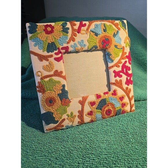 Two's Company Embroidered Bohemian Style 3.5"x3.5" Picture Frame - Picture 1 of 11